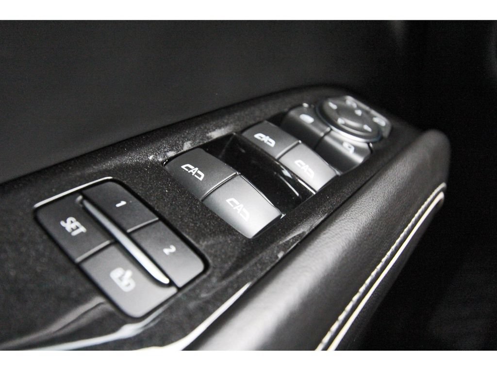 Used 2021 Cadillac Escalade Sport Platinum AWD/4WD image 21