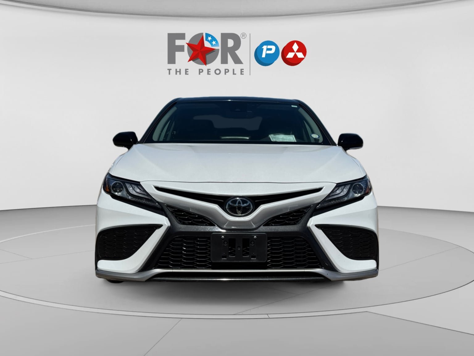 Used 2024 Toyota Camry XSE FWD image 8