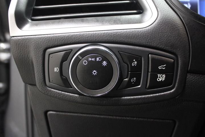 Used 2023 Ford Edge SEL w/ Convenience Package image 40