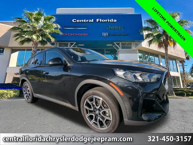Used 2025 BMW X2 xDrive28i image 1