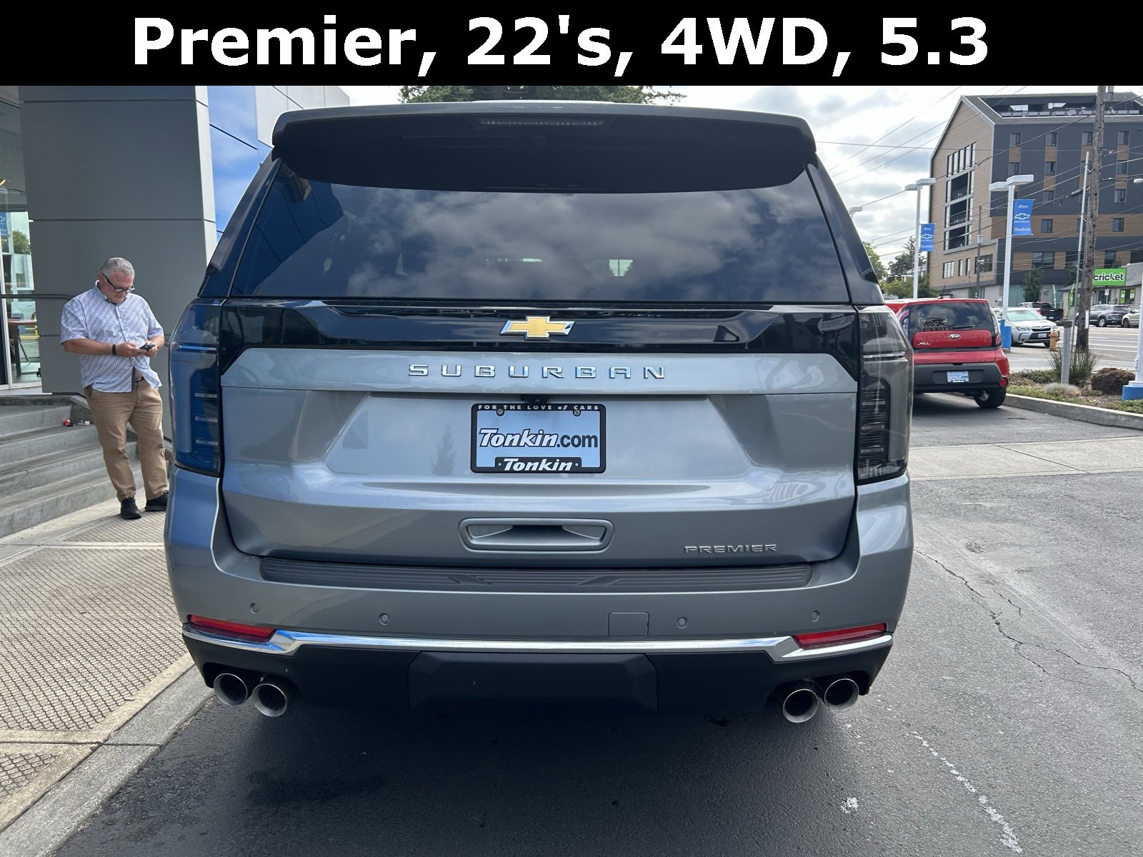 New 2025 Chevrolet Suburban Premier image 7