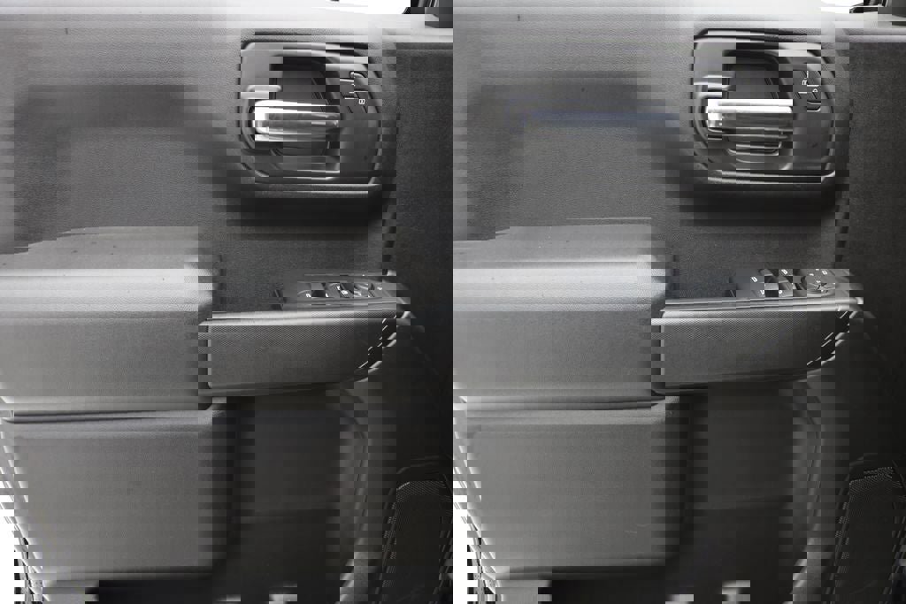 Used 2024 GMC Sierra 1500 Pro w/ Graphite Edition image 17