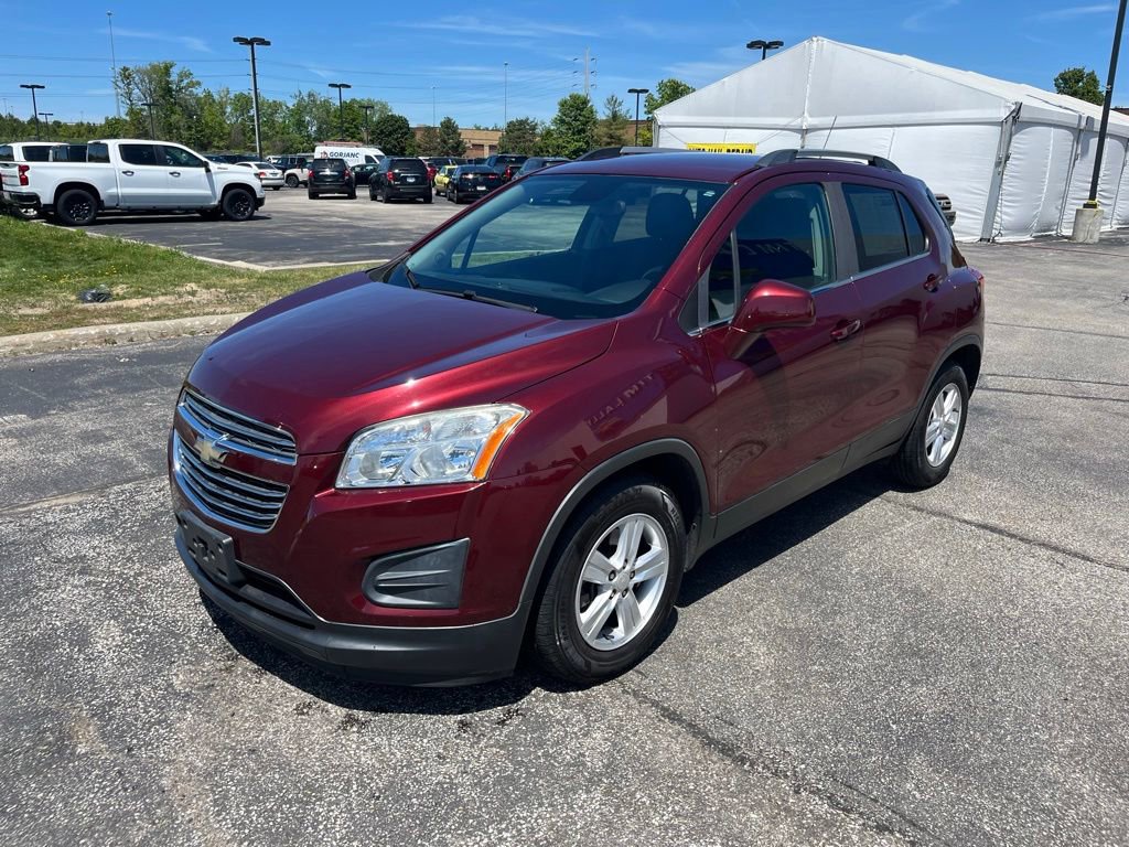 Used 2016 Chevrolet Trax LT w/ LT Convenience Package FWD image 3