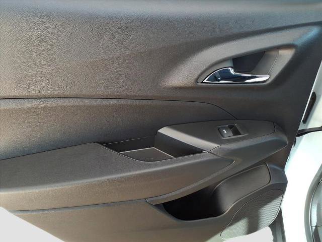 New 2026 Chevrolet Trax ACTIV w/ Sunroof Package image 14