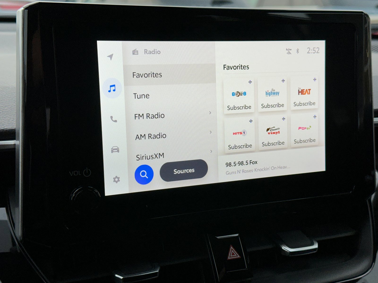 Used 2023 Toyota Corolla Cross XLE image 18