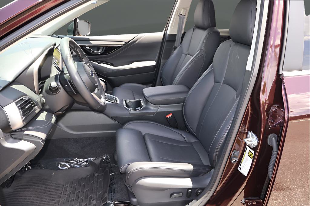 Certified 2025 Subaru Outback Limited AWD/4WD image 14
