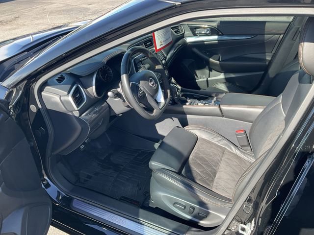 Certified 2023 Nissan Maxima SR w/ Sport Mat Group image 10