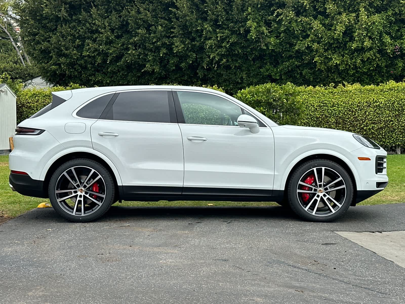 New 2026 Porsche Cayenne S AWD/4WD image 9