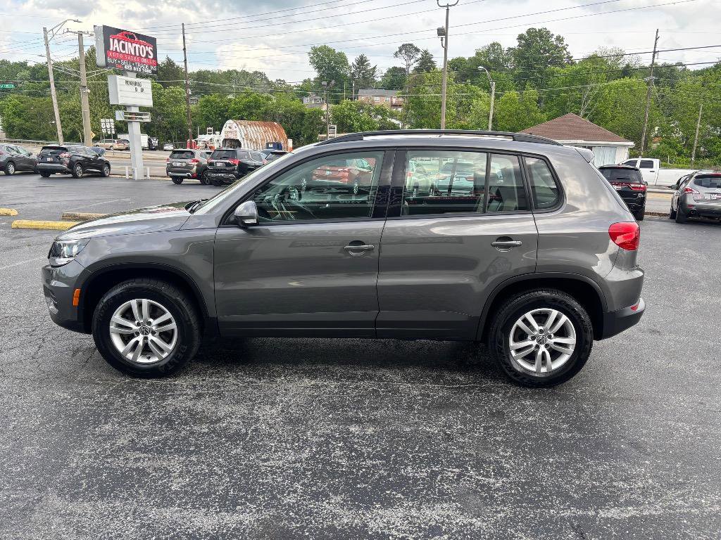 Used 2016 Volkswagen Tiguan S FWD image 5