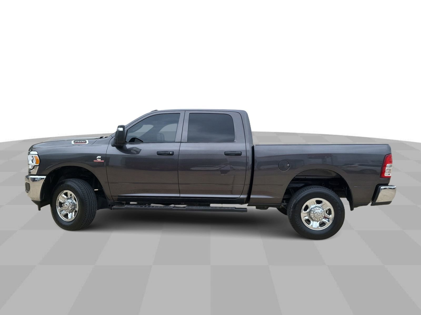 Used 2024 RAM 2500 Tradesman w/ Chrome Appearance Group image 5