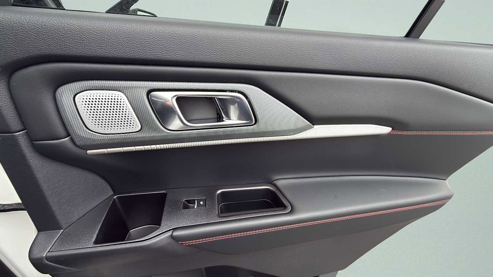 New 2026 Ford Explorer ST w/ Sun And Sound Package image 52