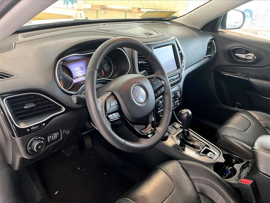 Used 2023 Jeep Cherokee Altitude Lux image 8