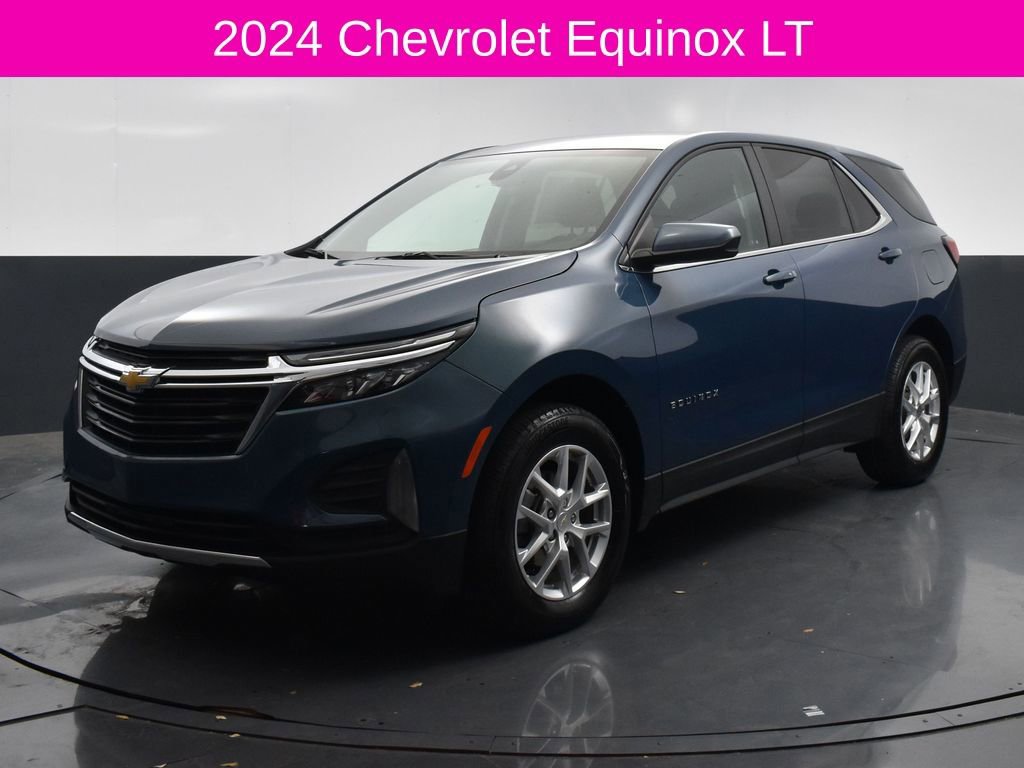 Used 2024 Chevrolet Equinox LT image 2