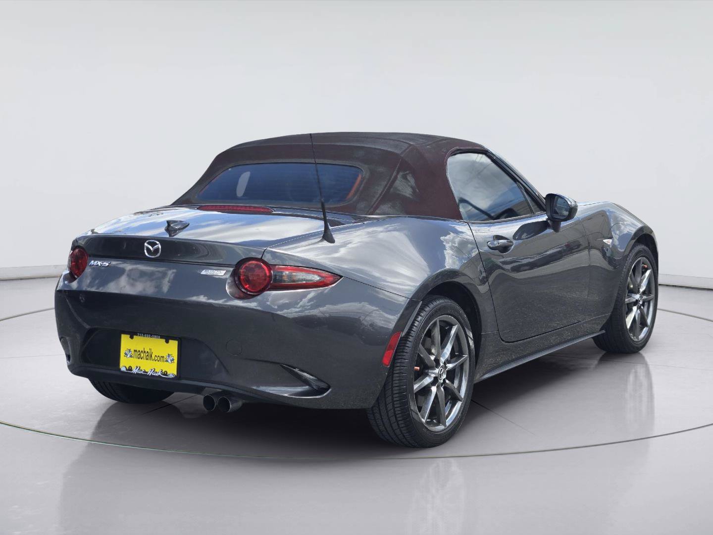 Used 2018 MAZDA MX-5 Miata Grand Touring RWD image 6