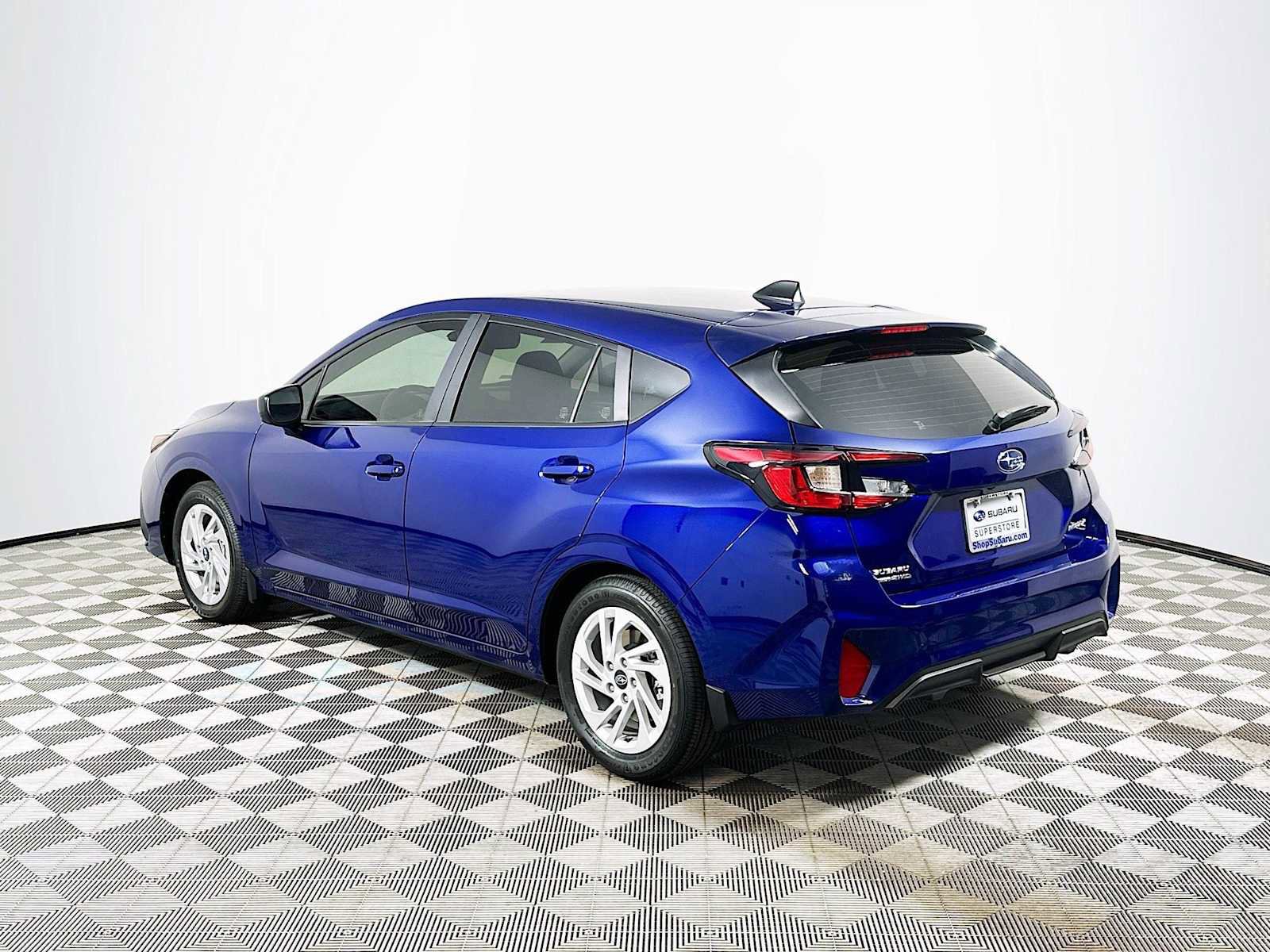 Certified 2025 Subaru Impreza 2.0i image 5