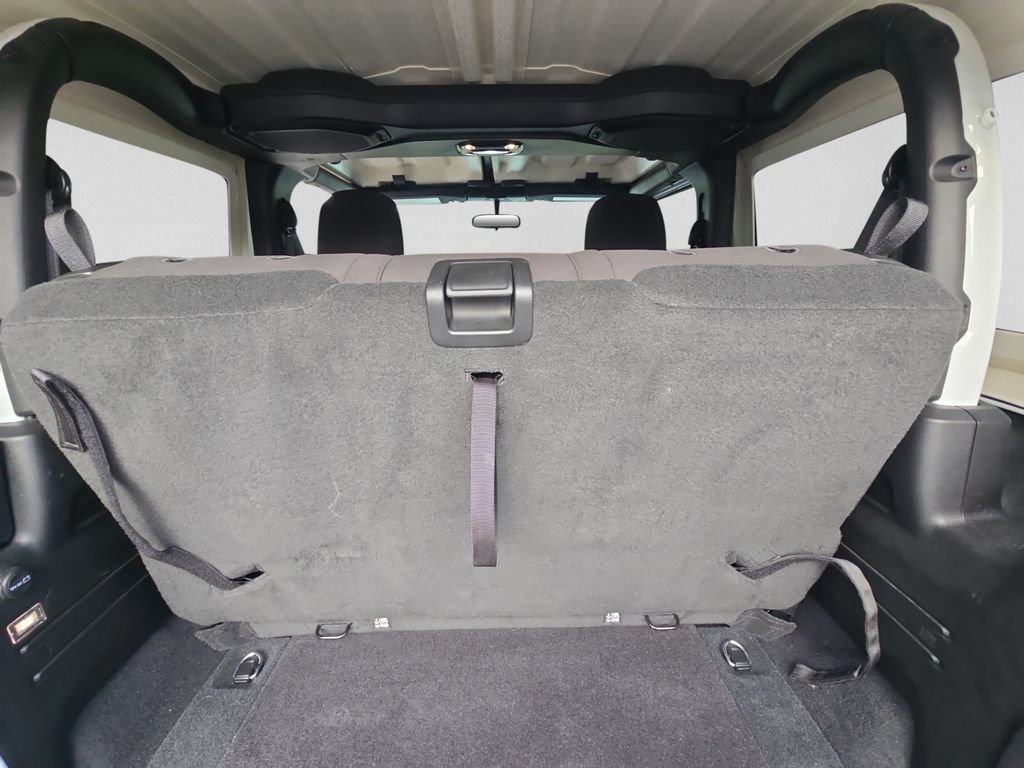 Used 2023 Jeep Wrangler Sport AWD/4WD image 26