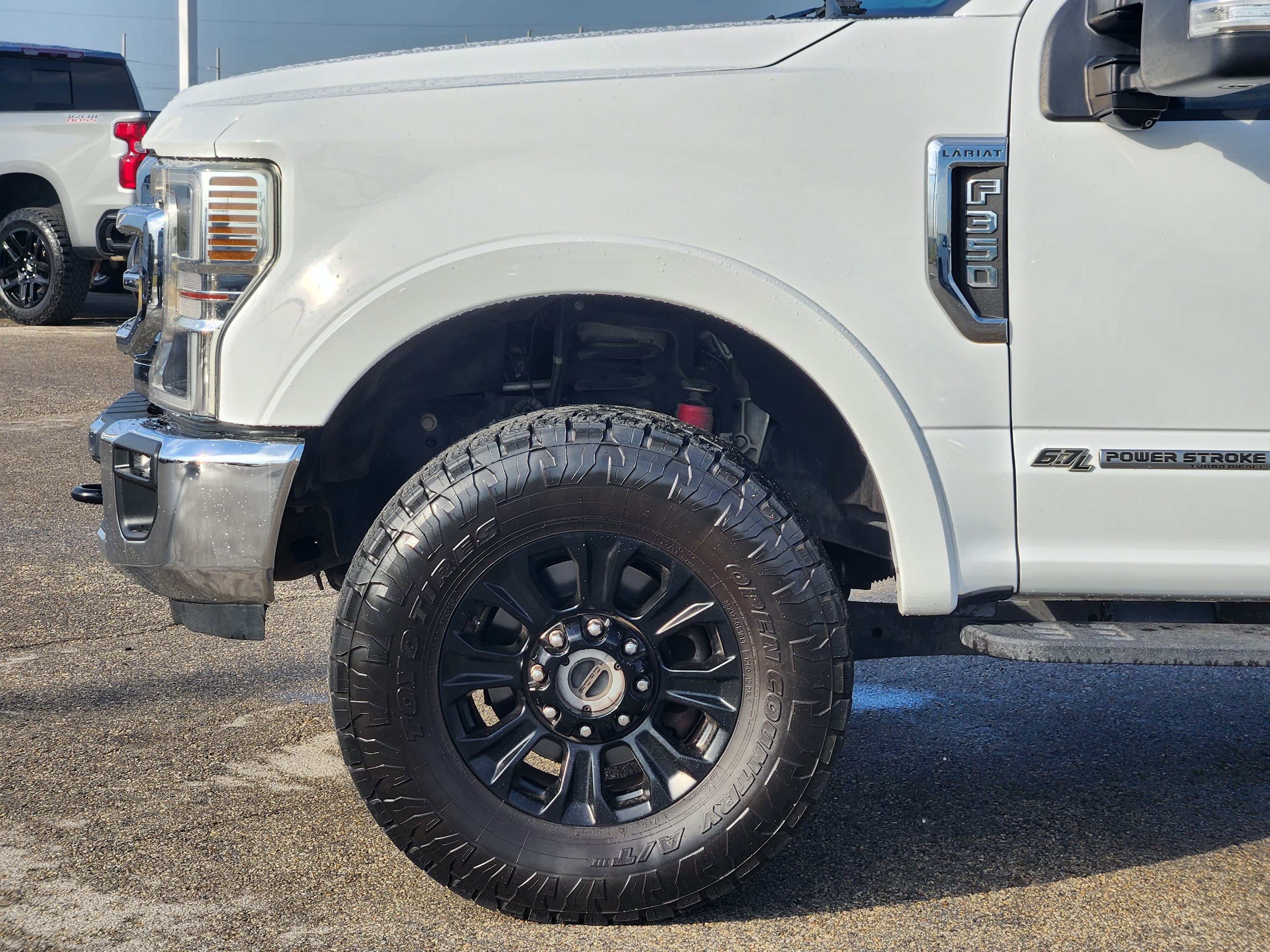 Used 2022 Ford F350 Lariat w/ Tremor Off-Road Package AWD/4WD image 9