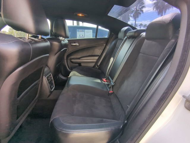 Used 2017 Dodge Charger R/T Scat Pack w/ Beats Audio Group RWD image 14