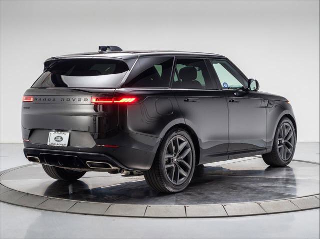 Used 2025 Land Rover Range Rover Sport SE image 5