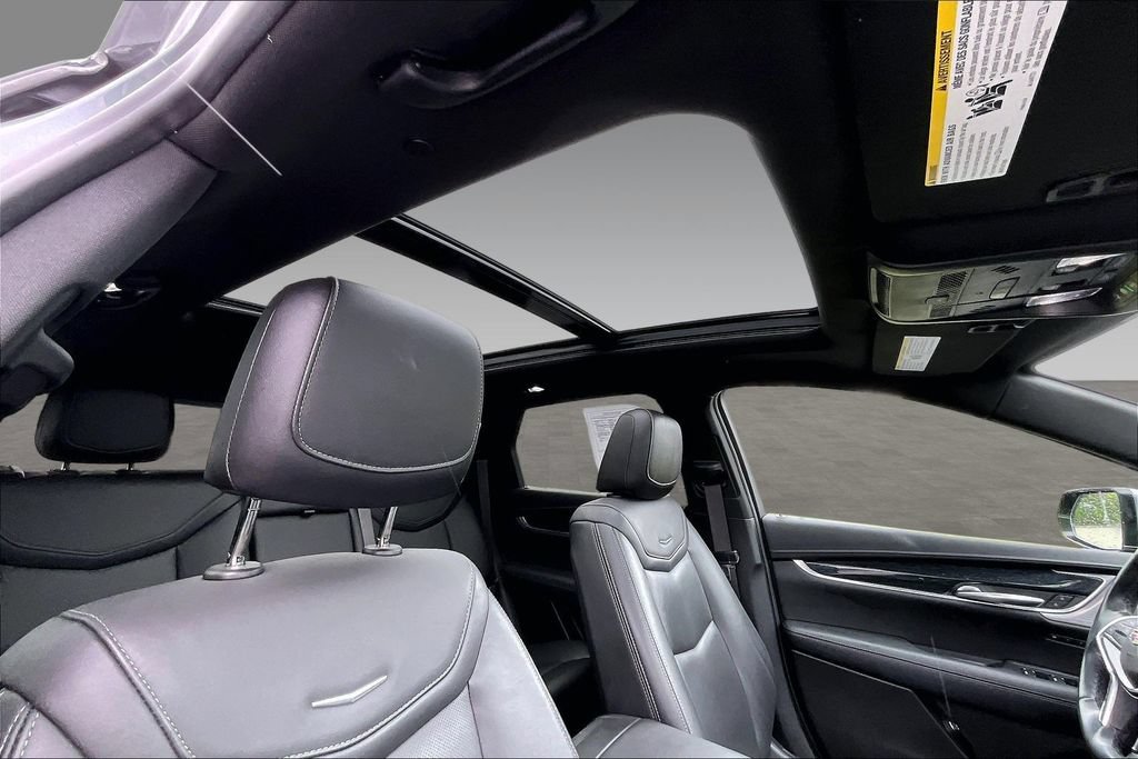 Used 2021 Cadillac XT5 Premium Luxury AWD/4WD image 11