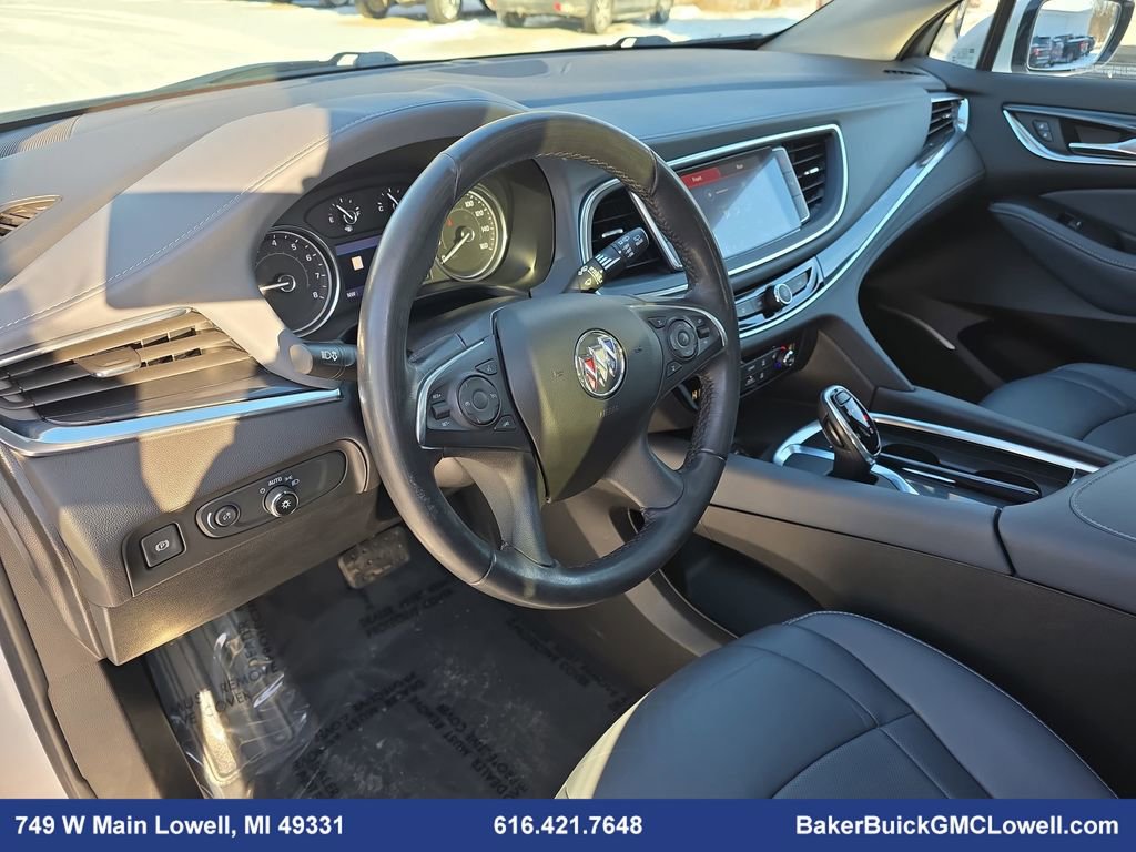 Used 2021 Buick Enclave Essence image 17