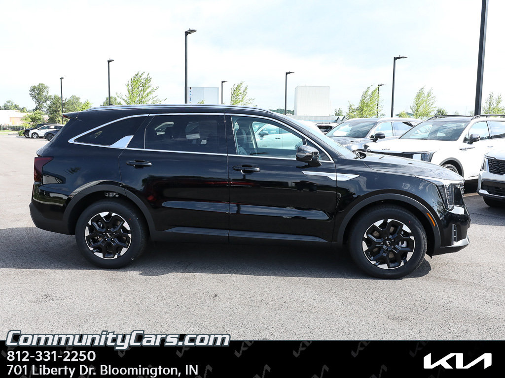 New 2026 Kia Sorento S w/ S Panoramic Sunroof Package FWD image 9