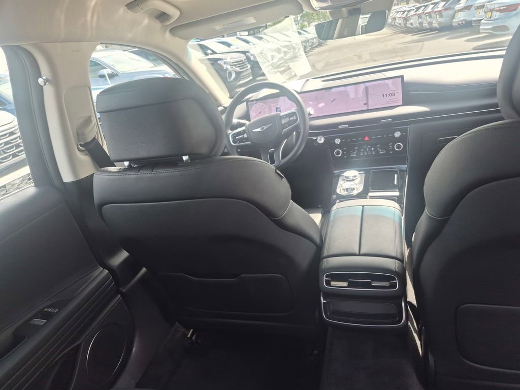Used 2026 Genesis G80 2.5T image 28