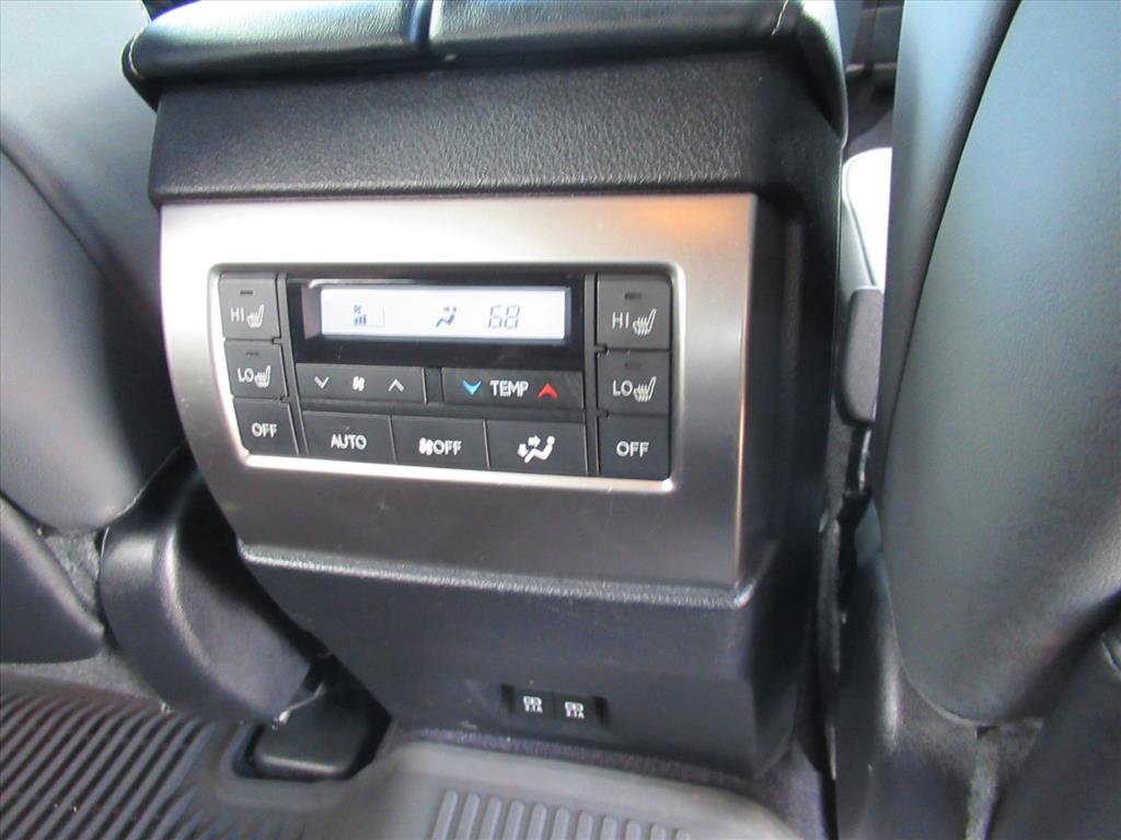 Used 2022 Lexus GX 460 Premium w/ Premium Package image 15