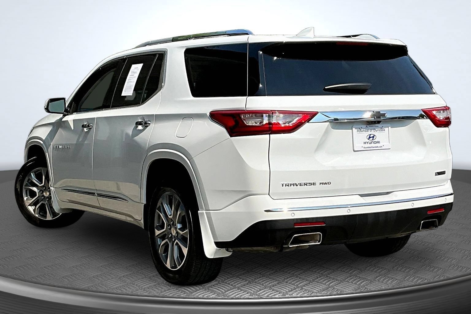 Used 2018 Chevrolet Traverse Premier AWD/4WD image 4