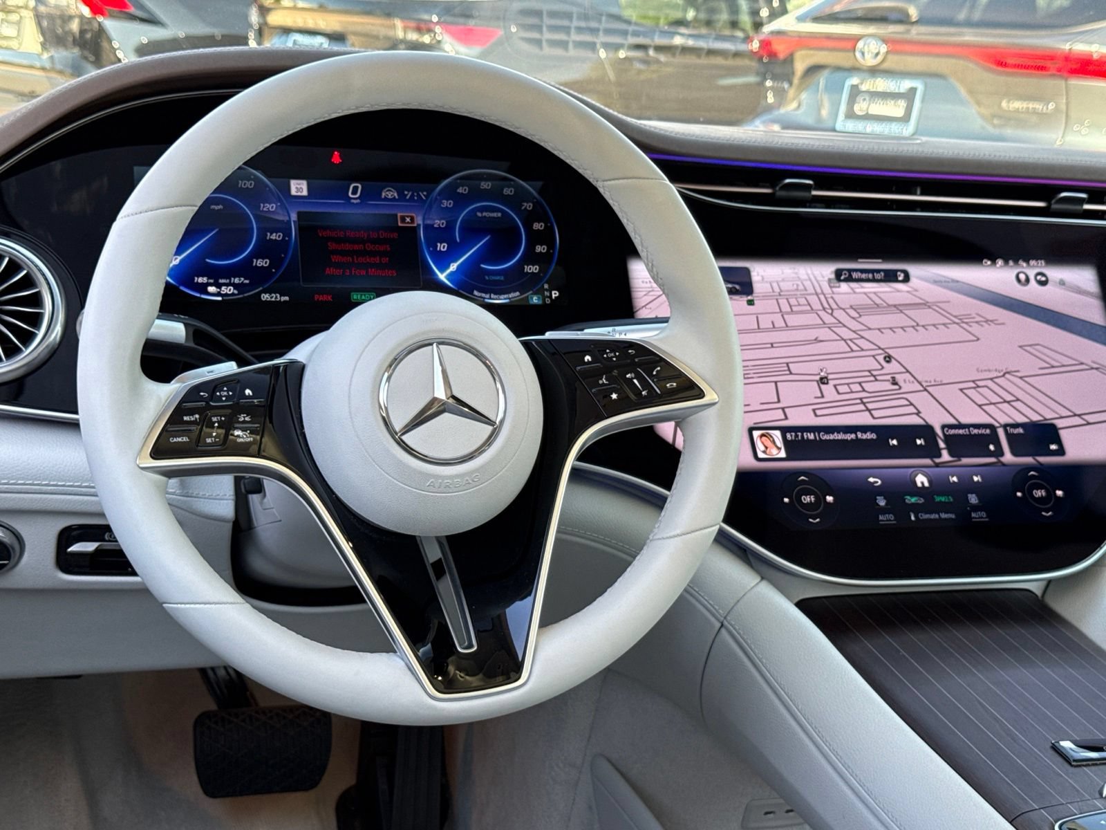 Used 2023 Mercedes-Benz EQS 580 4MATIC Sedan image 37