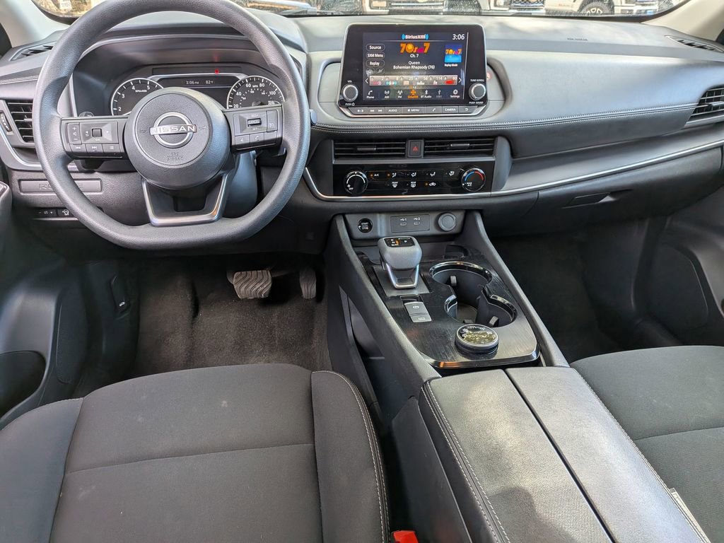Used 2024 Nissan Rogue S AWD/4WD image 25