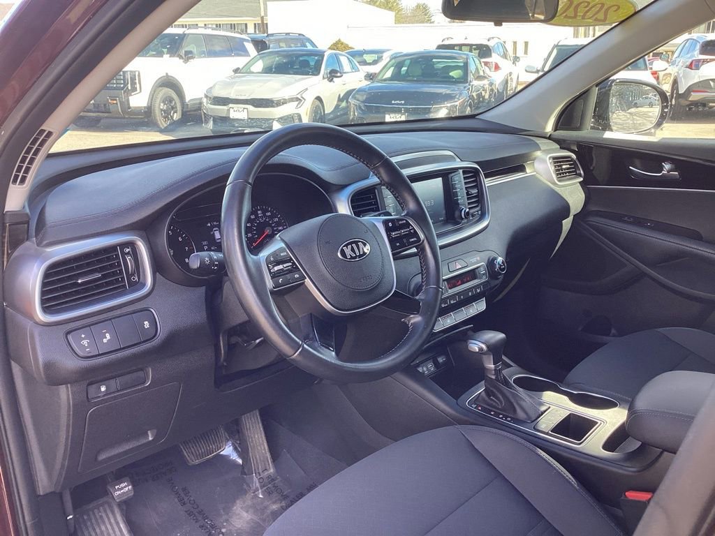 Used 2020 Kia Sorento S image 12