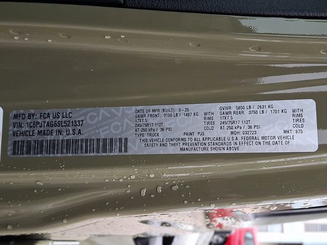 Used 2025 Jeep Gladiator Sport image 26