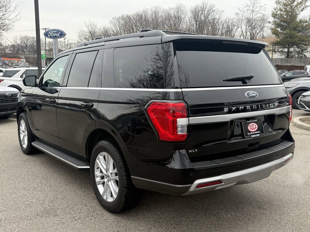 Used 2022 Ford Expedition XLT image 8
