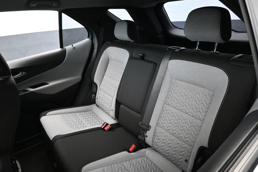 Used 2023 Chevrolet Equinox LS FWD image 35