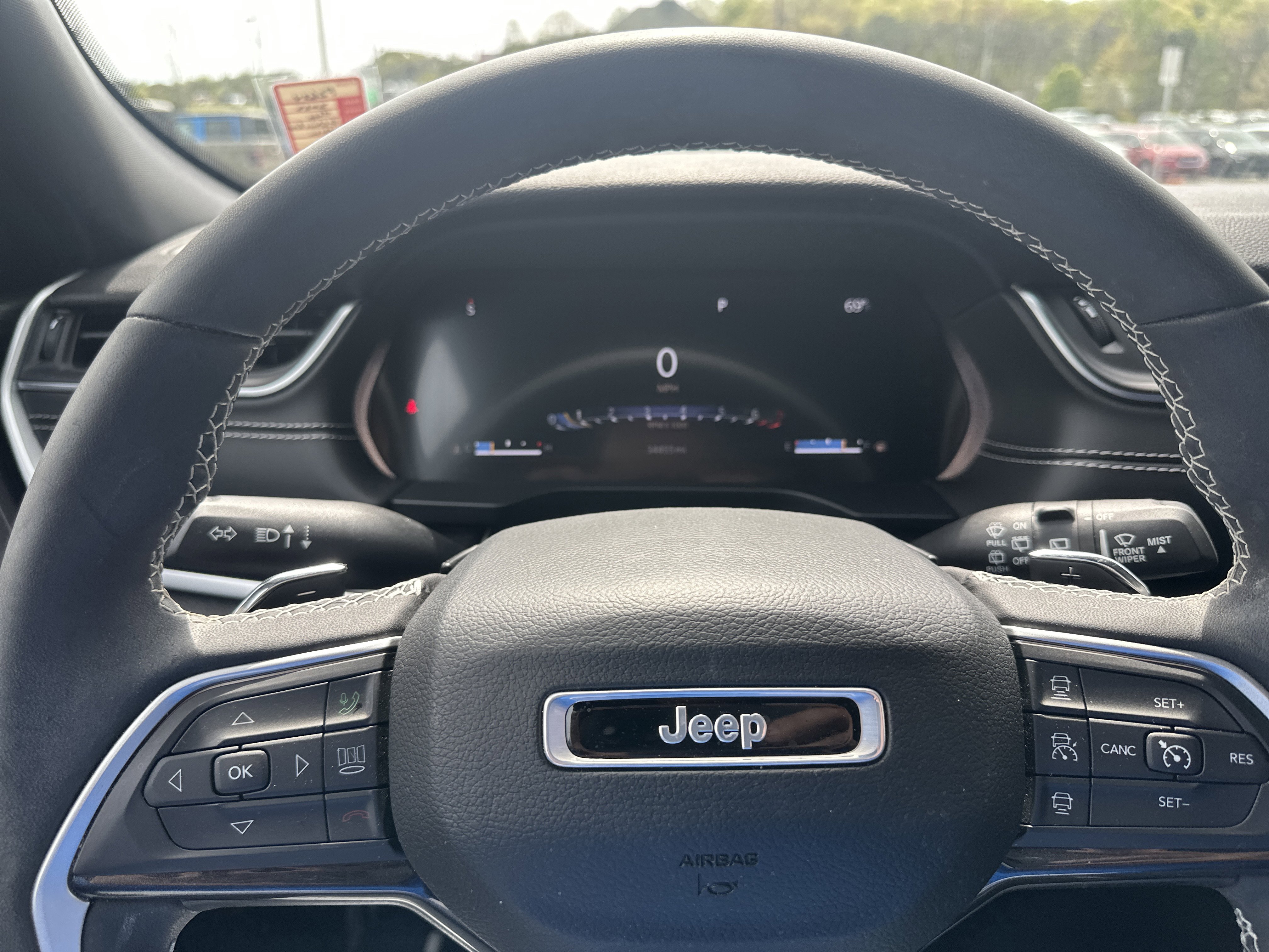 Used 2023 Jeep Grand Cherokee Altitude AWD/4WD image 39