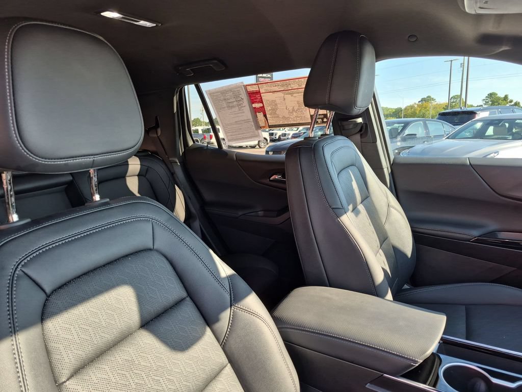 Used 2025 Chevrolet Equinox LT w/ Convenience Package II FWD image 31