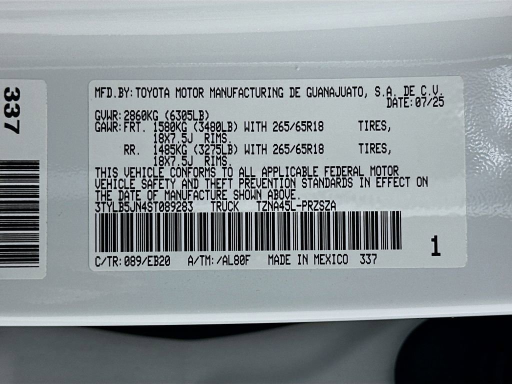 Certified 2025 Toyota Tacoma Limited image 32