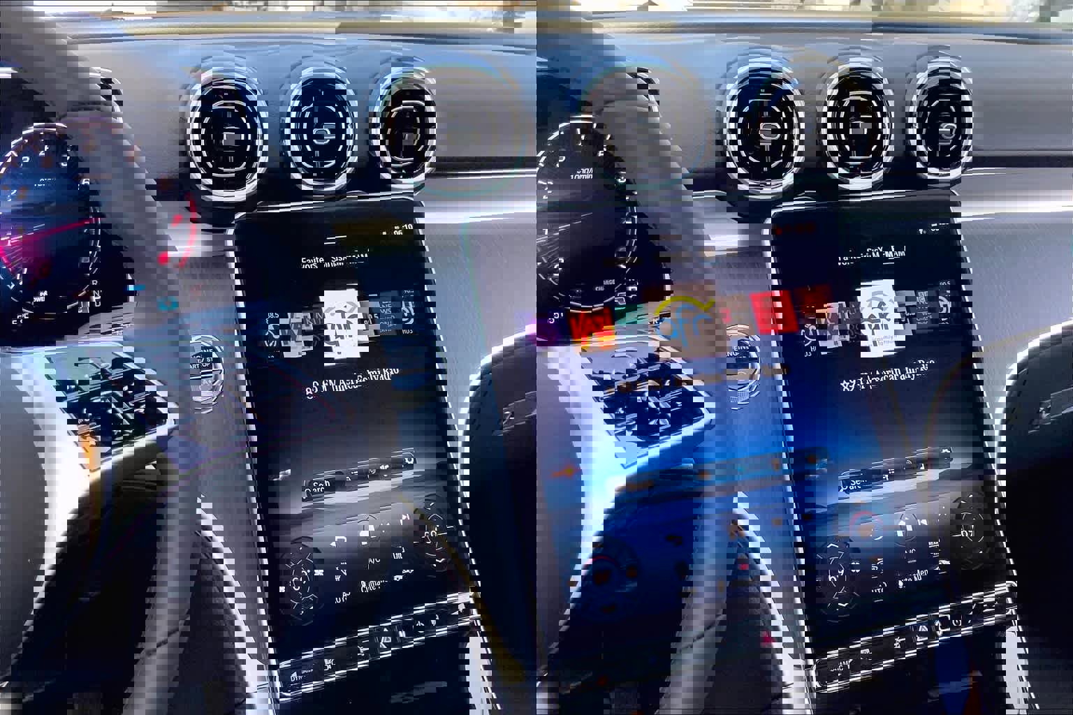 Certified 2025 Mercedes-Benz C 300 Sedan image 8