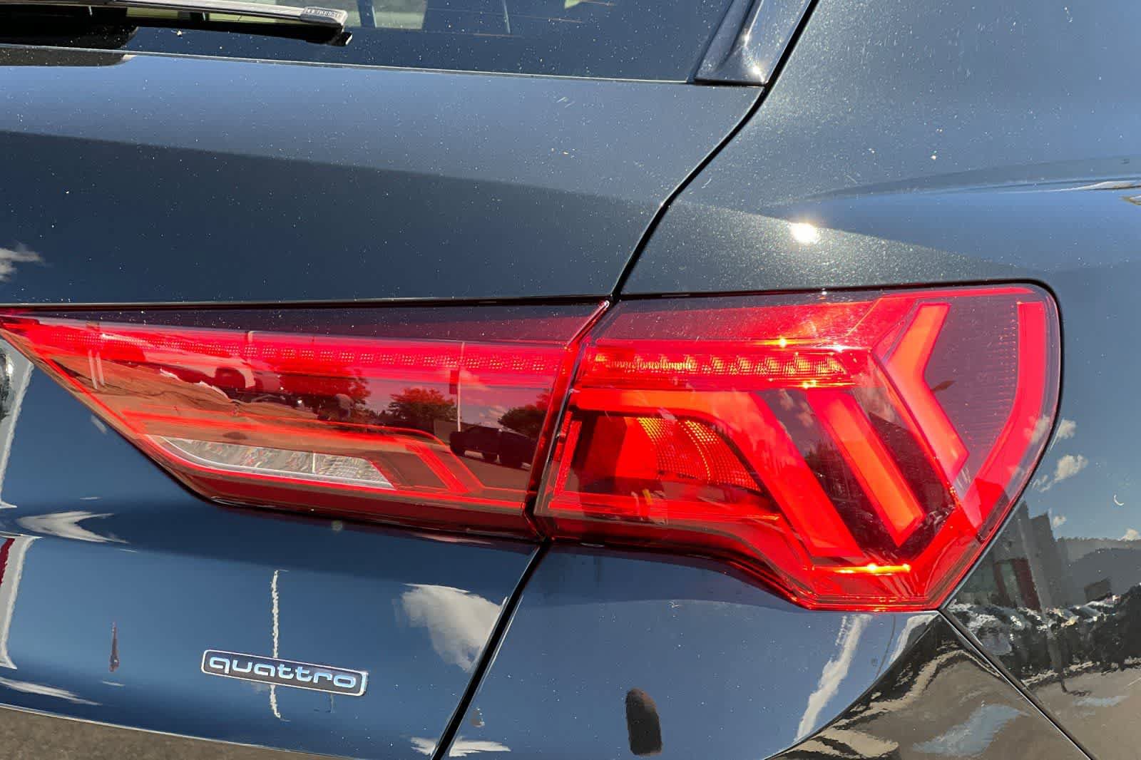 Used 2022 Audi Q3 2.0T Premium w/ Convenience Package AWD/4WD image 35