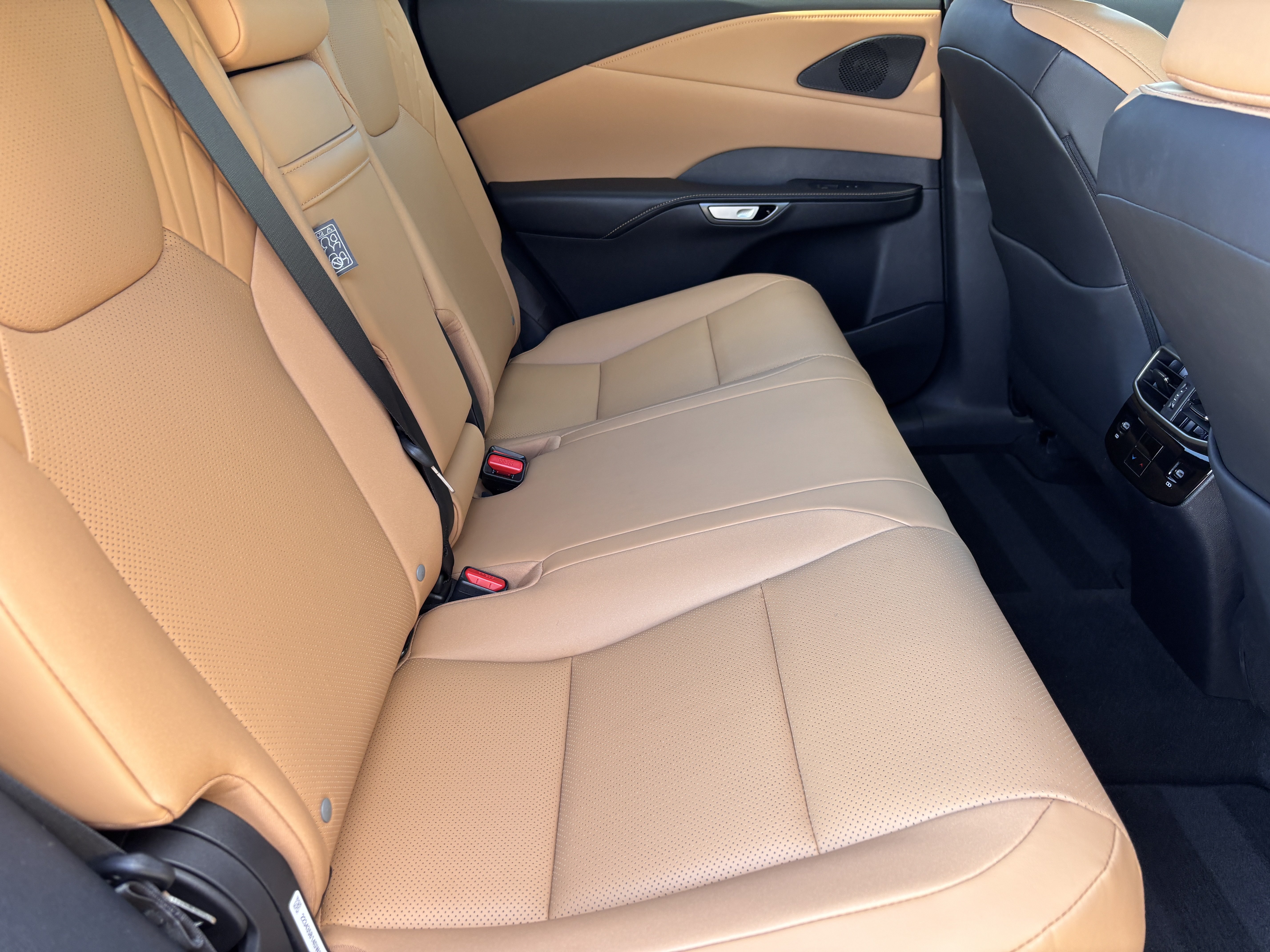 Used 2026 Lexus RX 350 Premium w/ Convenience Package FWD image 34