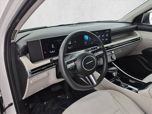 Used 2025 Hyundai Tucson SEL FWD image 10