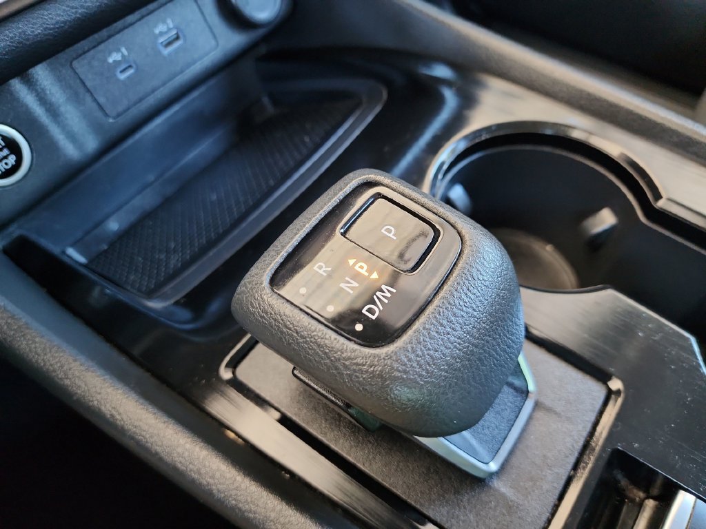Used 2023 Nissan Rogue S FWD image 27