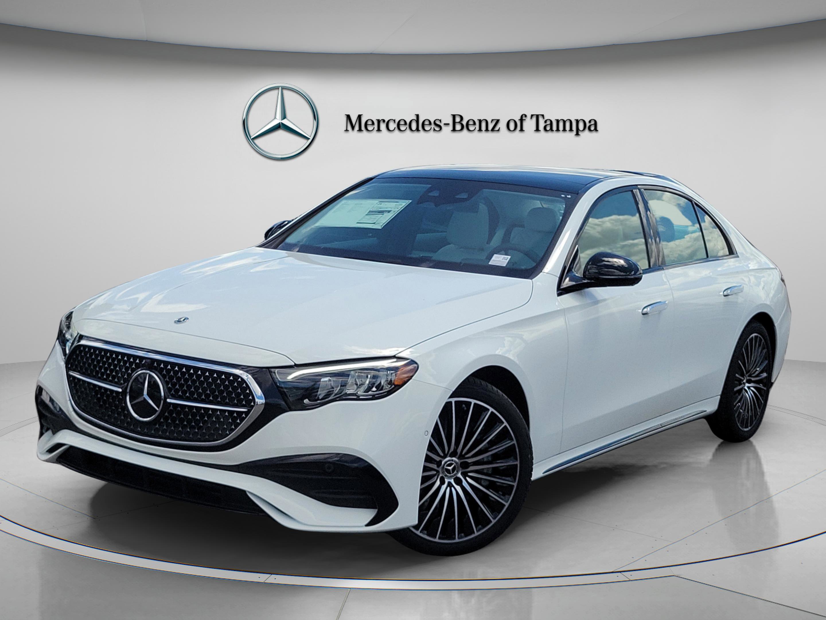 Used 2025 Mercedes-Benz GLC 350e 4MATIC image 1