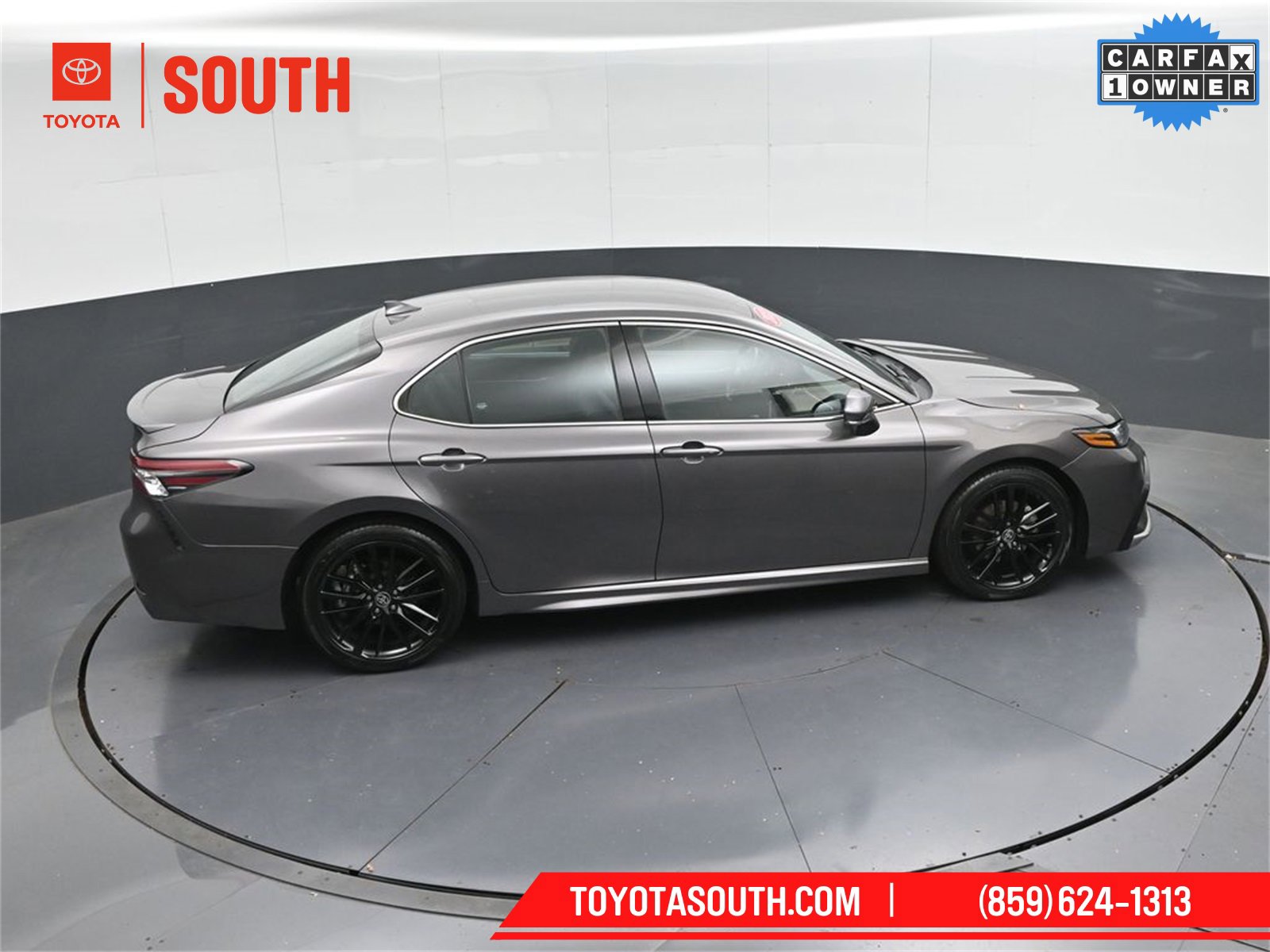 Used 2023 Toyota Camry XSE image 42