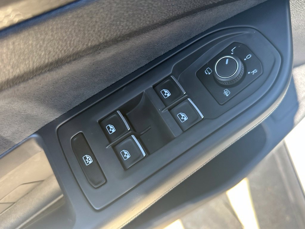 Used 2024 Volkswagen GTI S FWD image 15