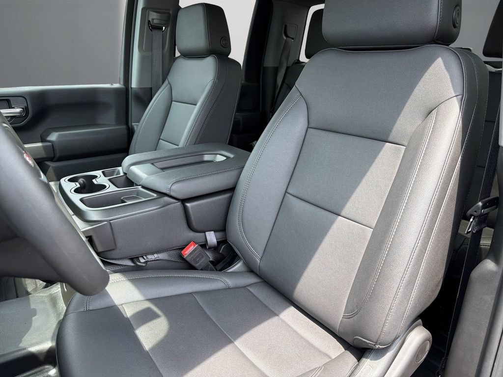 Used 2025 GMC Sierra 2500 Pro AWD/4WD image 14