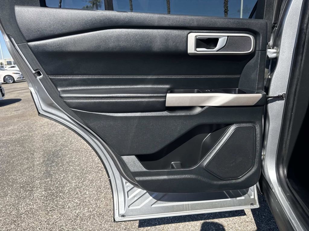 Certified 2023 Ford Explorer XLT image 23