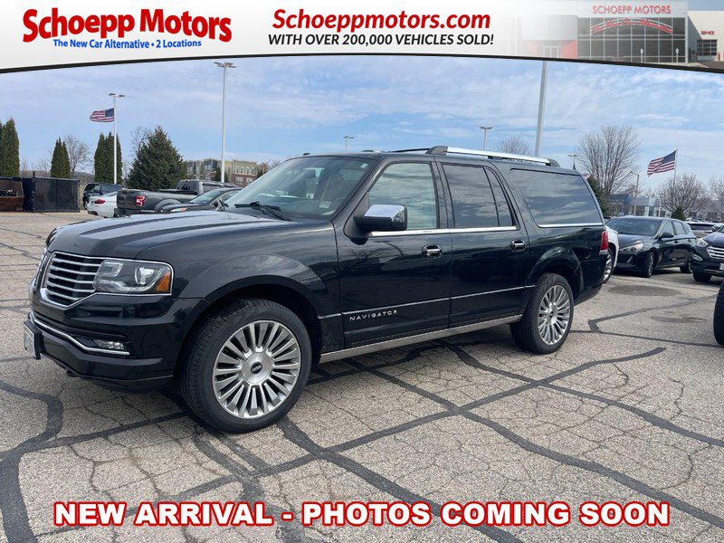 Used 2015 Lincoln Navigator L 4WD w/ Equipment Group 101A Reserve