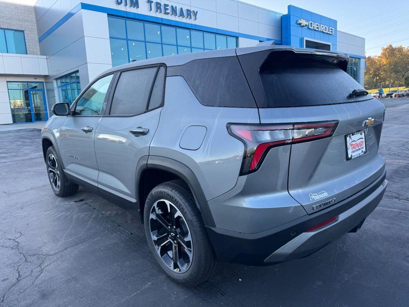 New 2027 Chevrolet Equinox LT FWD image 30